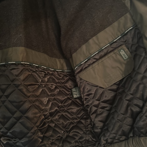 Weatherproof Jacket - Picture 4 of 4